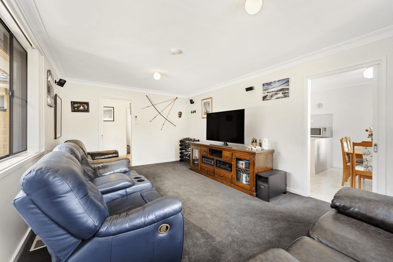 38 Cooney Court, CHARNWOOD, ACT 2615