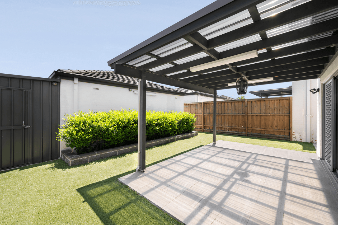 15 Starfire Avenue, MIDDLETON GRANGE, NSW 2171