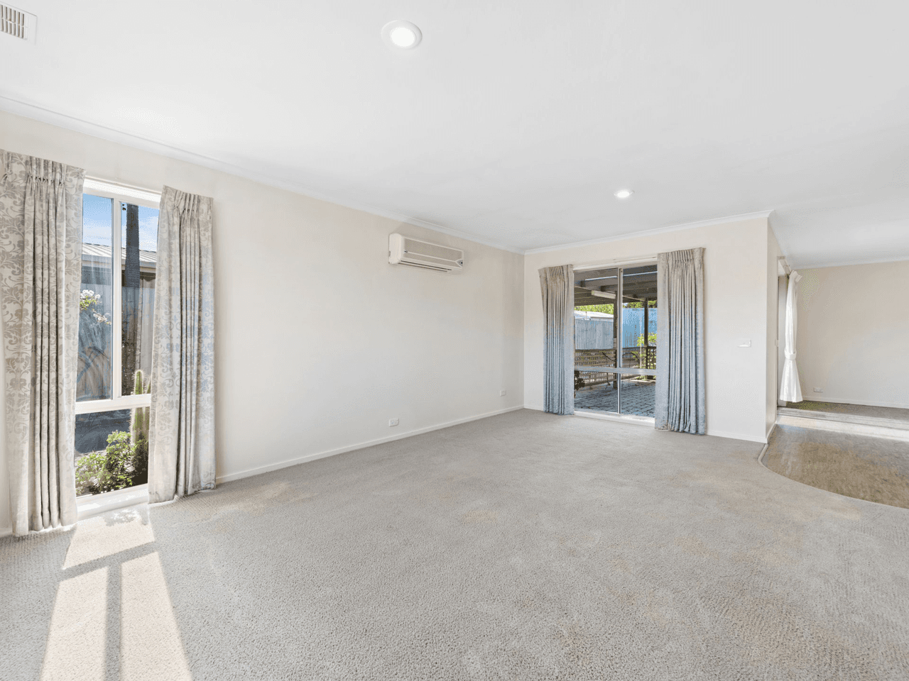 8 Reid Street, BAIRNSDALE, VIC 3875