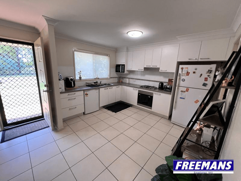 26 King, MEMERAMBI, QLD 4610