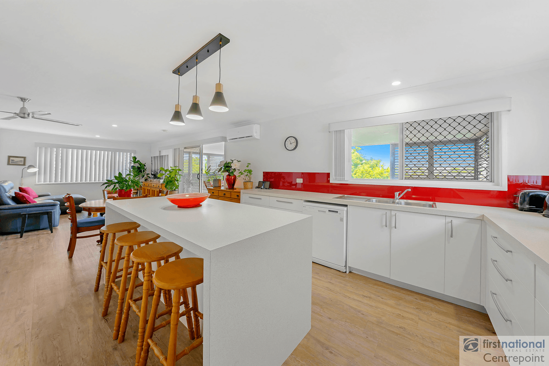 3/28 Errol Avenue, Paradise Point, QLD 4216