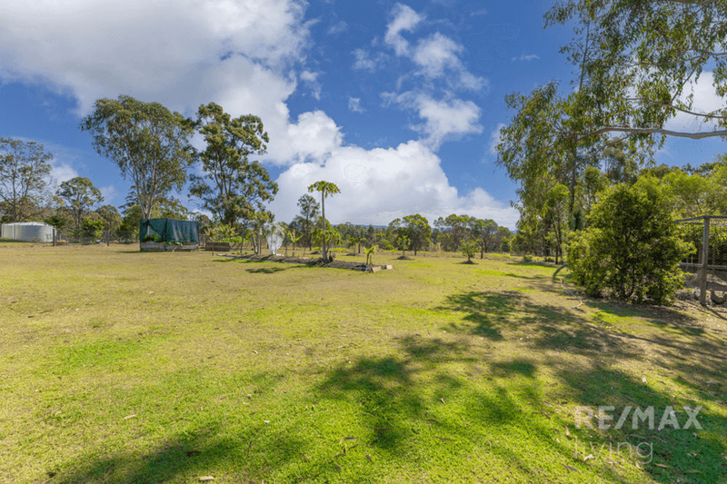 16-18 Anthoulla Avenue, WOODFORD, QLD 4514