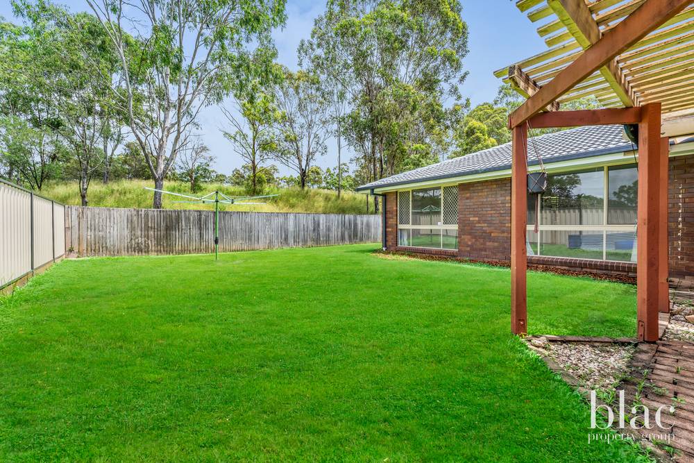 5 Eucumbene Drive, PETRIE, QLD 4502