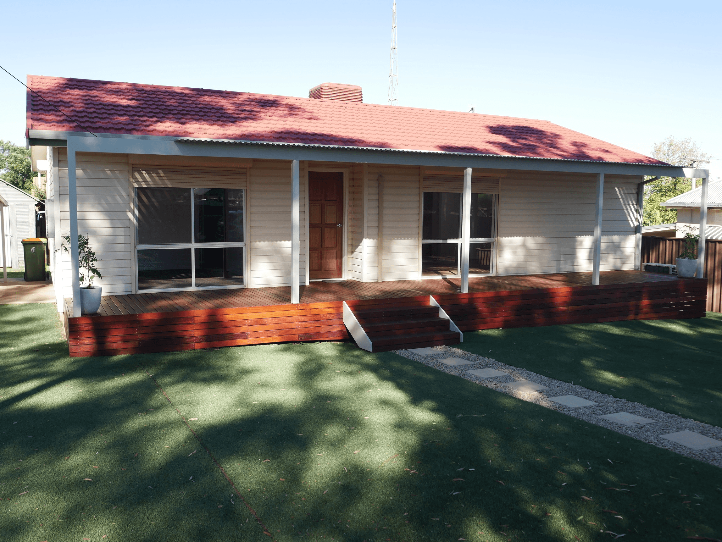 4 Athel Cres., LEETON, NSW 2705