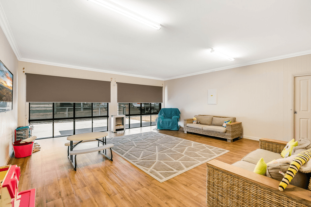 102 Crighton Road, BIDDESTON, QLD 4401