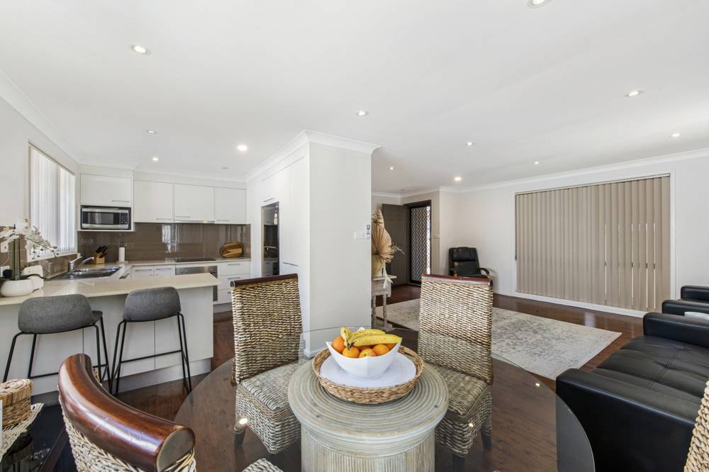 33 Kuburra Road, Erina, NSW 2250