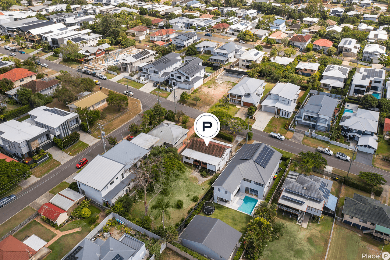 61 Brisbane Avenue, Camp Hill, QLD 4152