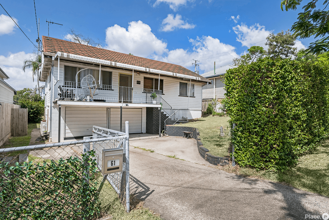 61 Brisbane Avenue, Camp Hill, QLD 4152