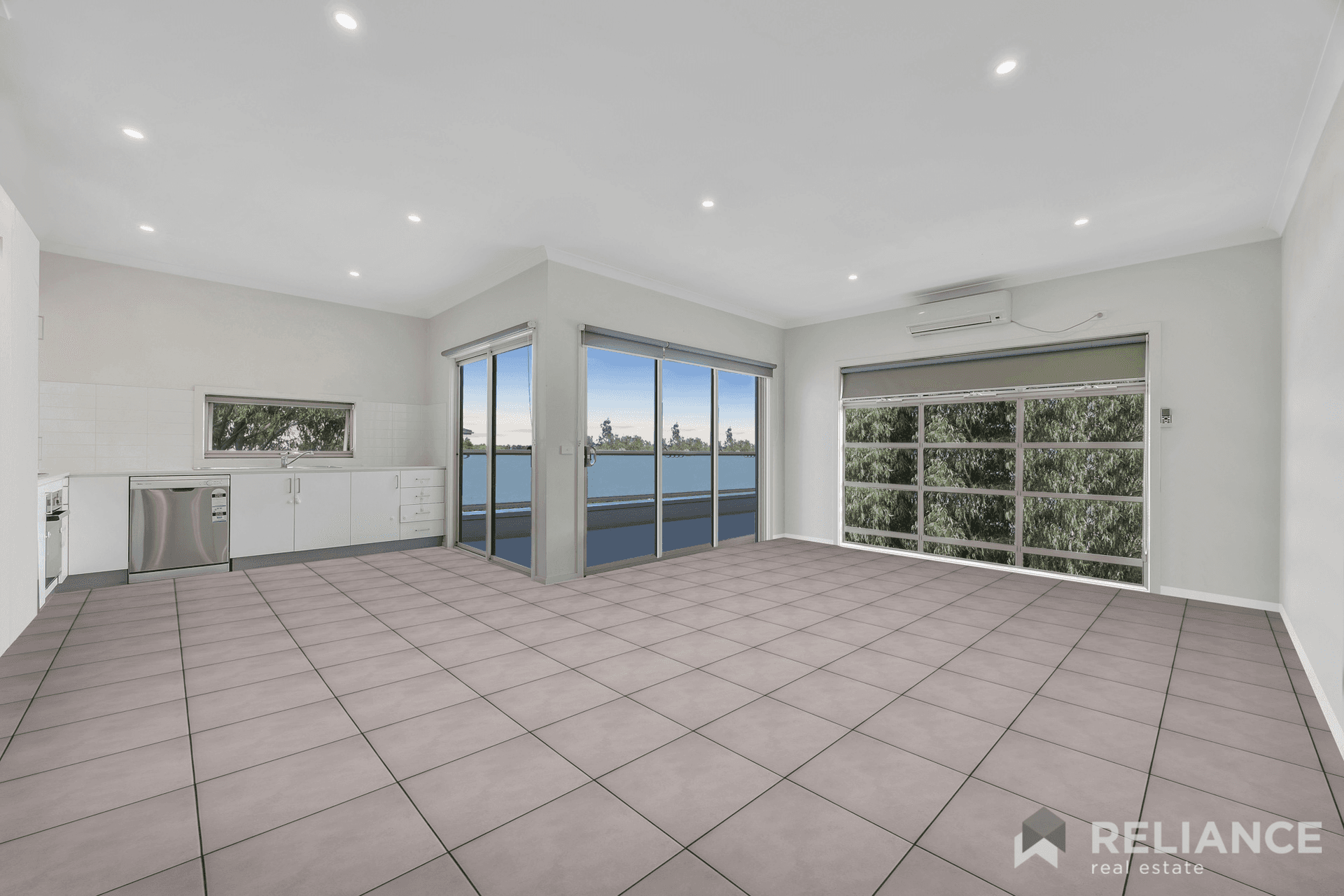 101/2 Rockgarden Drive, Truganina, VIC 3029