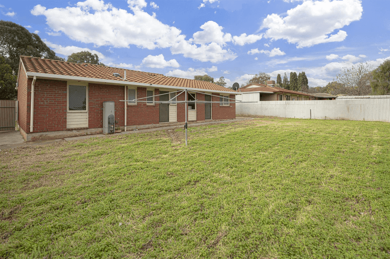 18 McEvoy Drive, Salisbury East, SA 5109