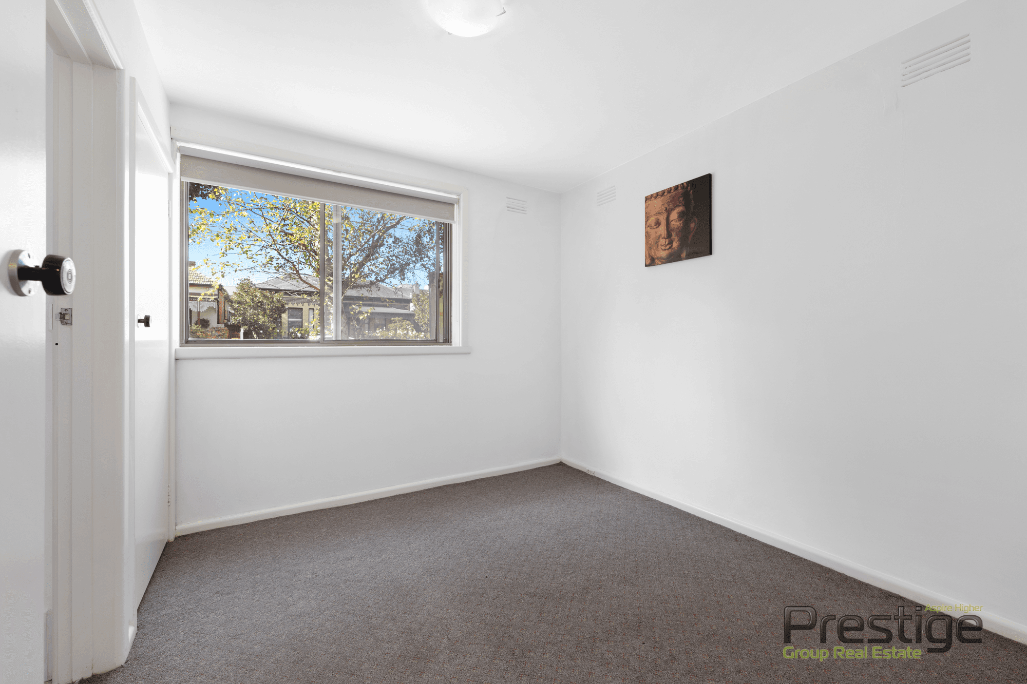 4/35 HUTCHESON STREET, MOONEE PONDS, VIC 3039