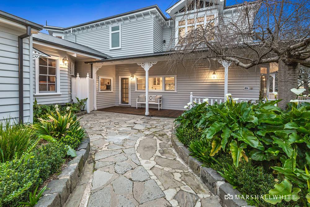 13 Barriedale Grove, Frankston South, VIC 3199