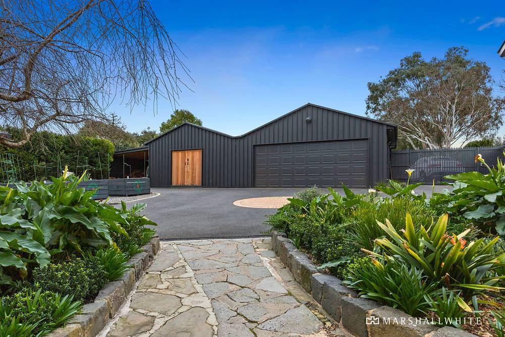 13 Barriedale Grove, Frankston South, VIC 3199
