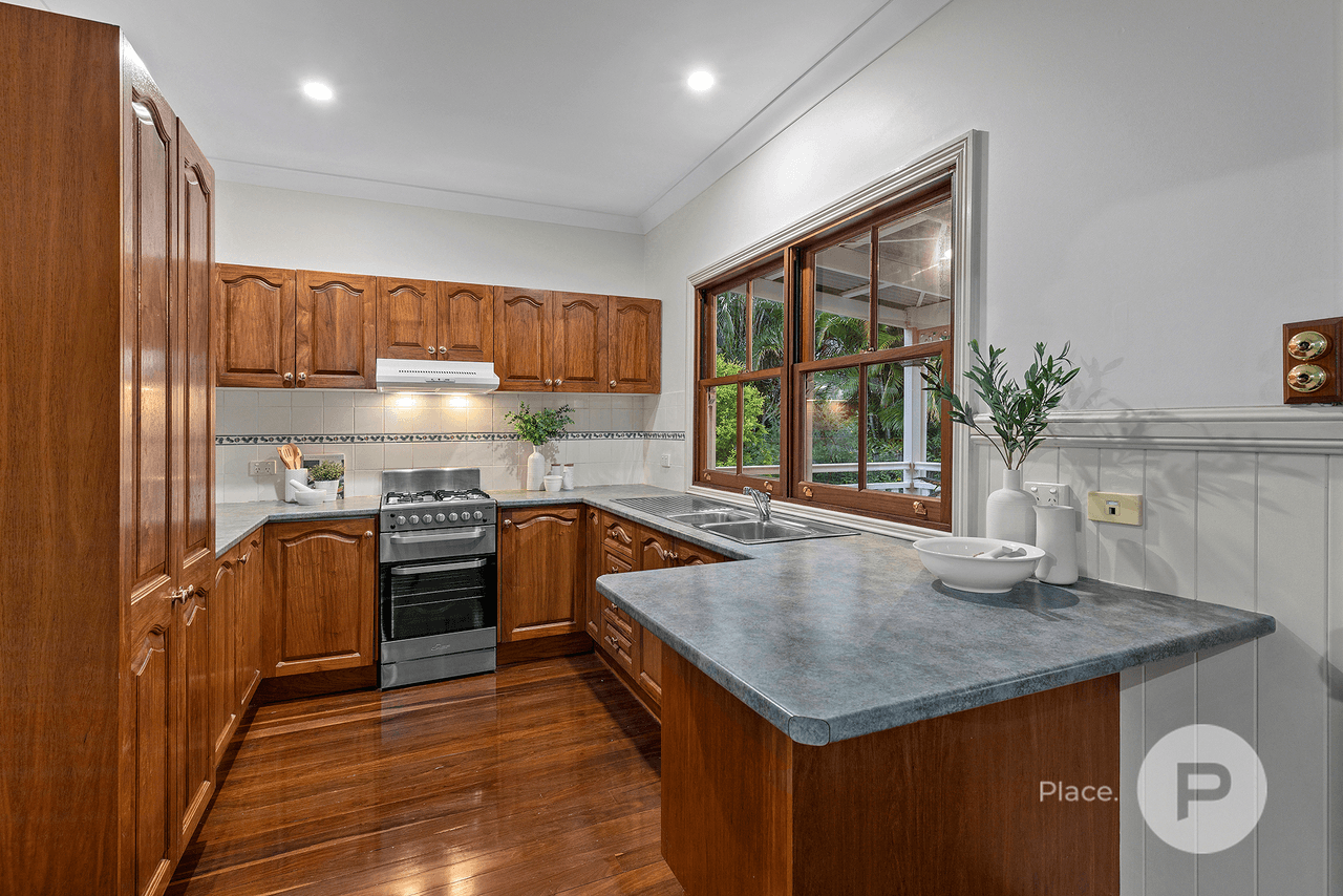 73 Saraband Drive, Eatons Hill, QLD 4037