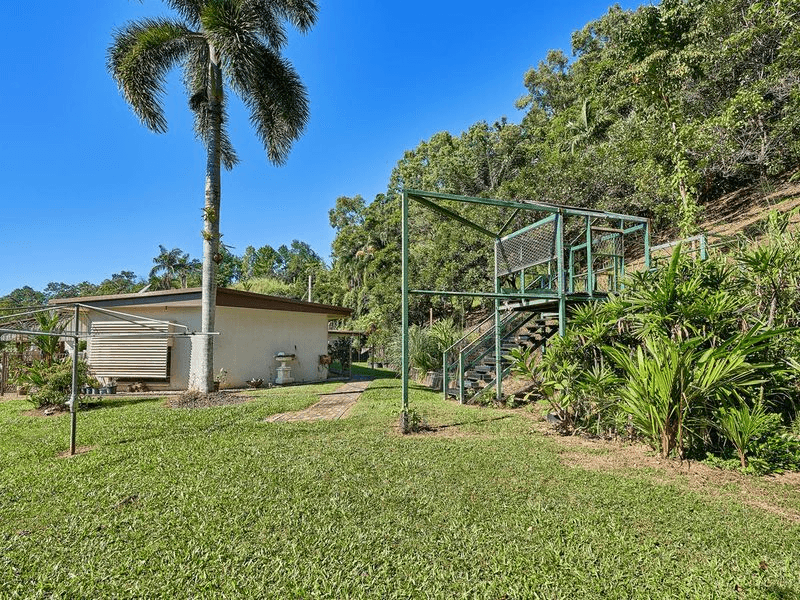 5-7 Knight Road, SMITHFIELD, QLD 4878