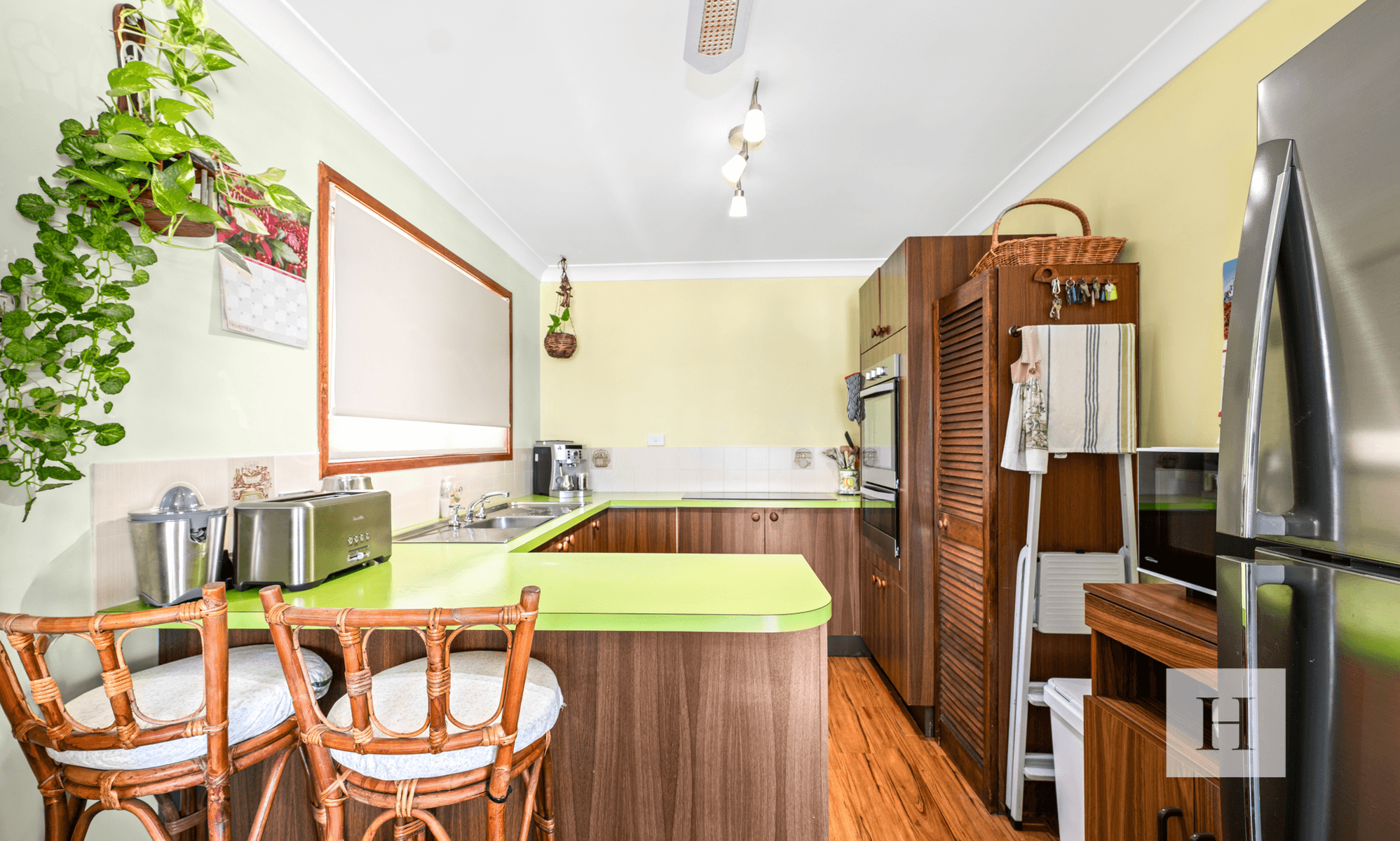 297 Tuggerawong Road, Tuggerawong, NSW 2259