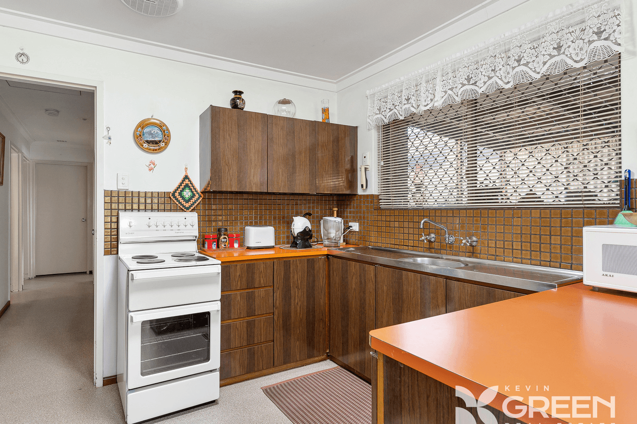 9 Luckhurst Drive, Mandurah, WA 6210