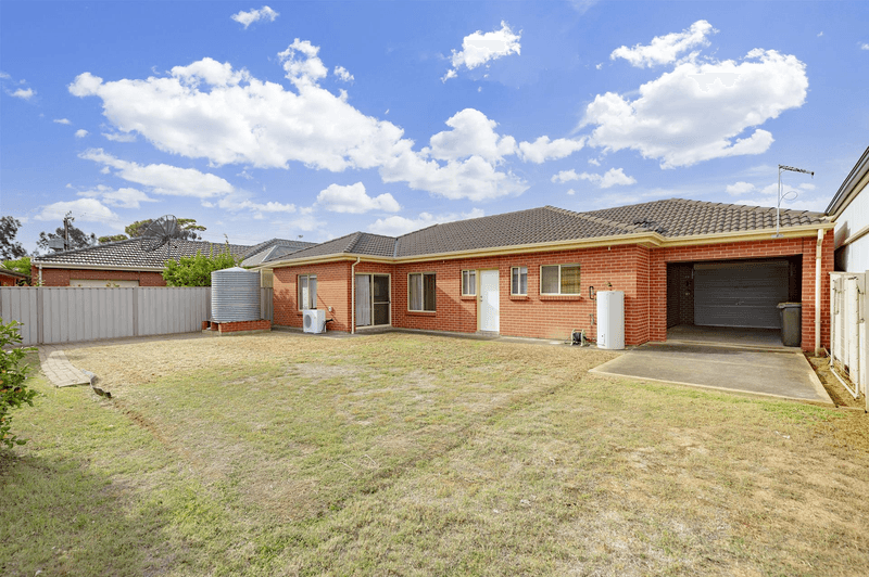 8A Tyrie Avenue, Findon, SA 5023