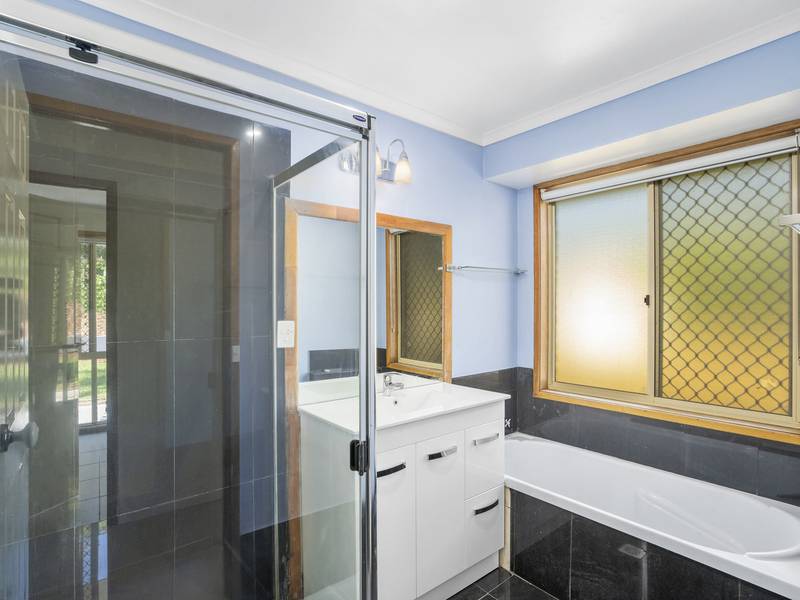 15 Padauk Drive, NERANG, QLD 4211