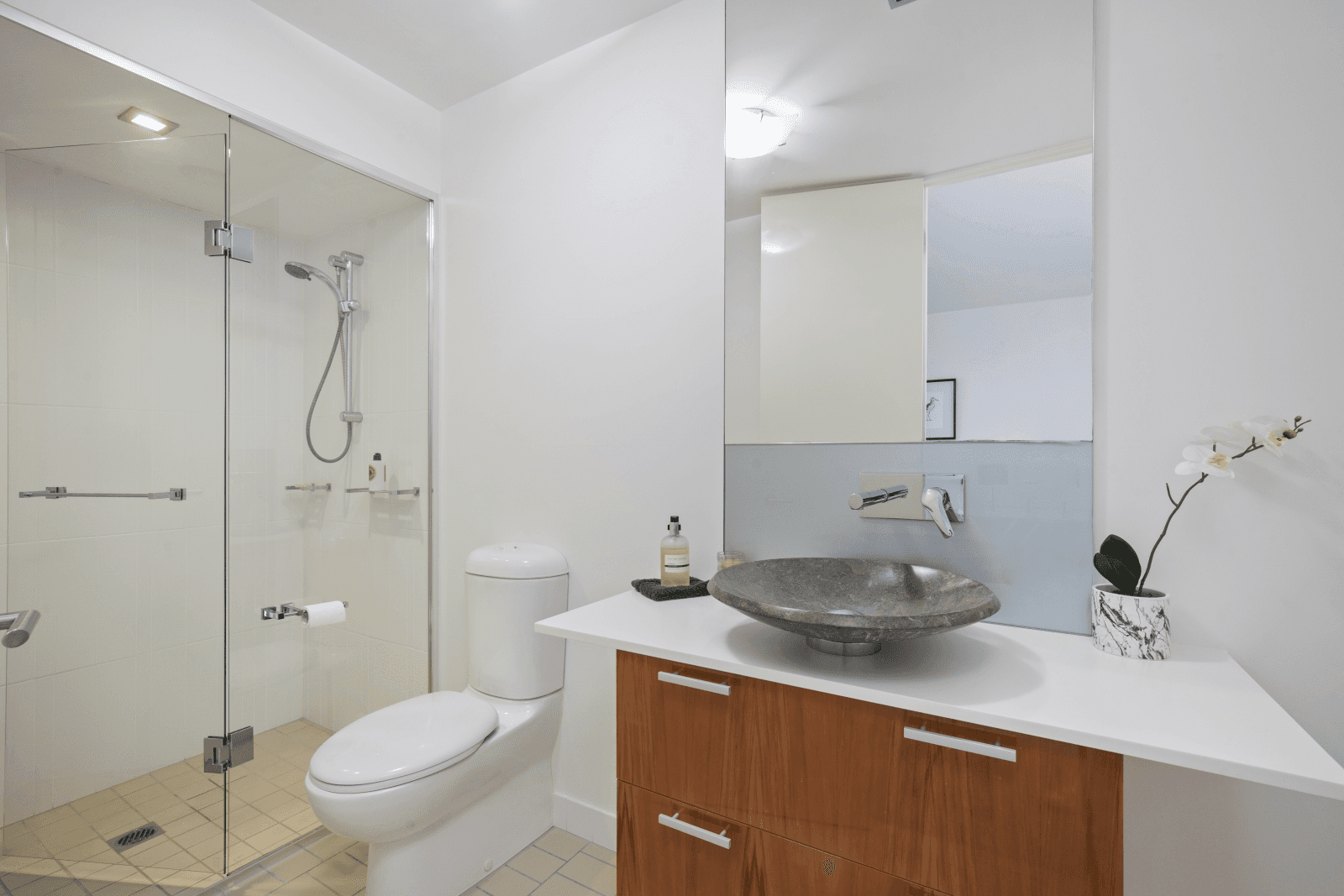26902/2 Ephraim Island, PARADISE POINT, QLD 4216