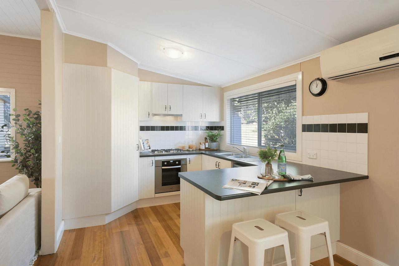 6 Philip Street, WOLUMLA, NSW 2550