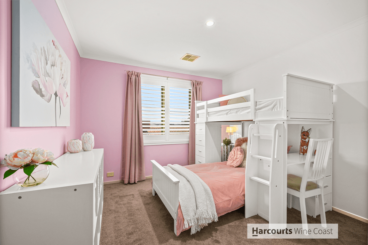 15 Parkview Circuit, SEAFORD RISE, SA 5169