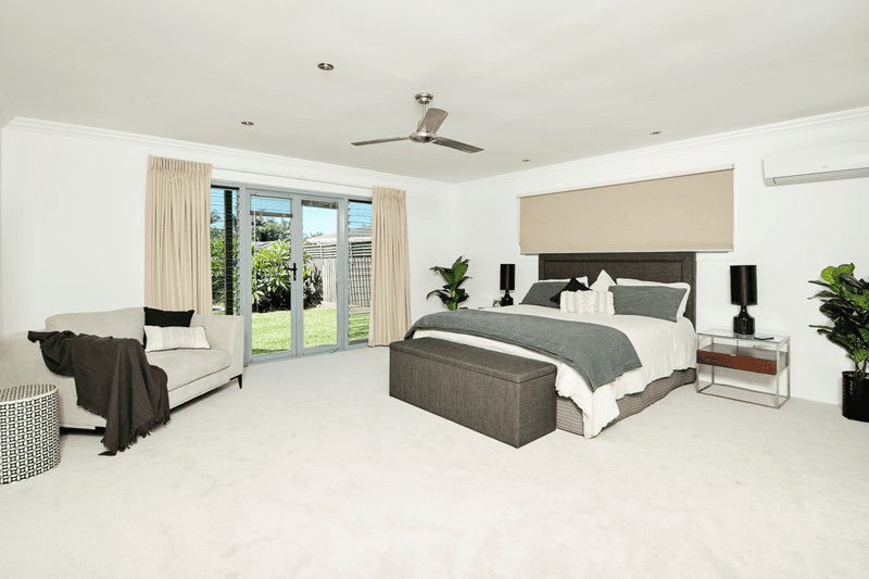 41 Bluejay Street, Burleigh Waters, QLD 4220