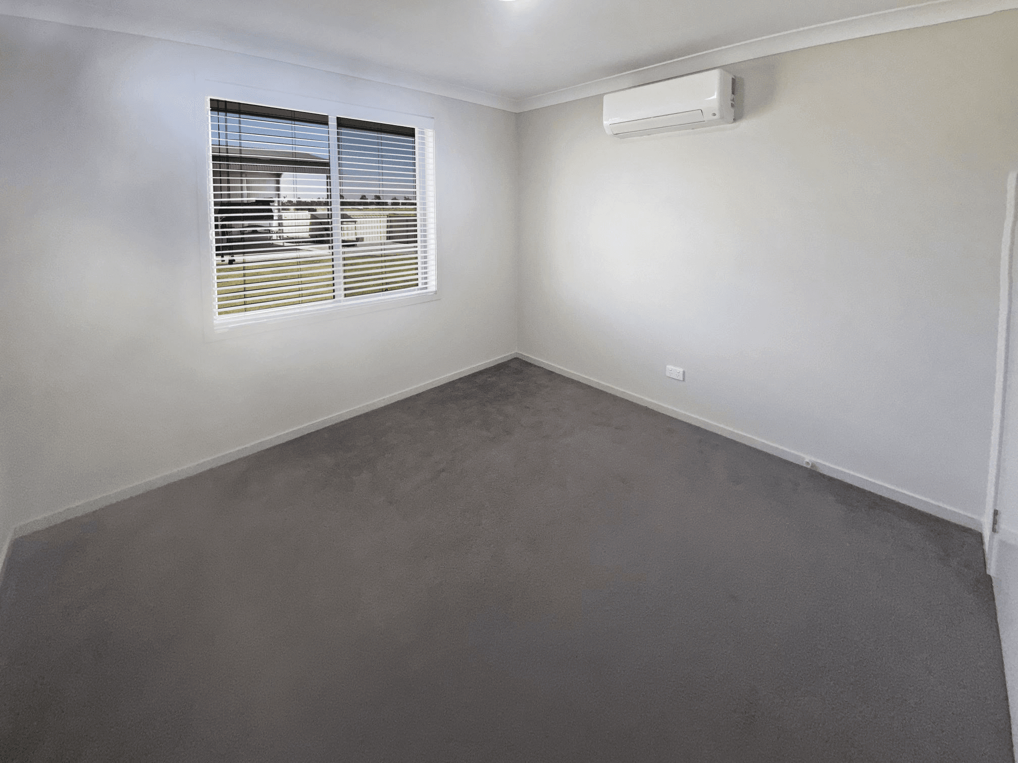 5 Devlin Close, LEETON, NSW 2705