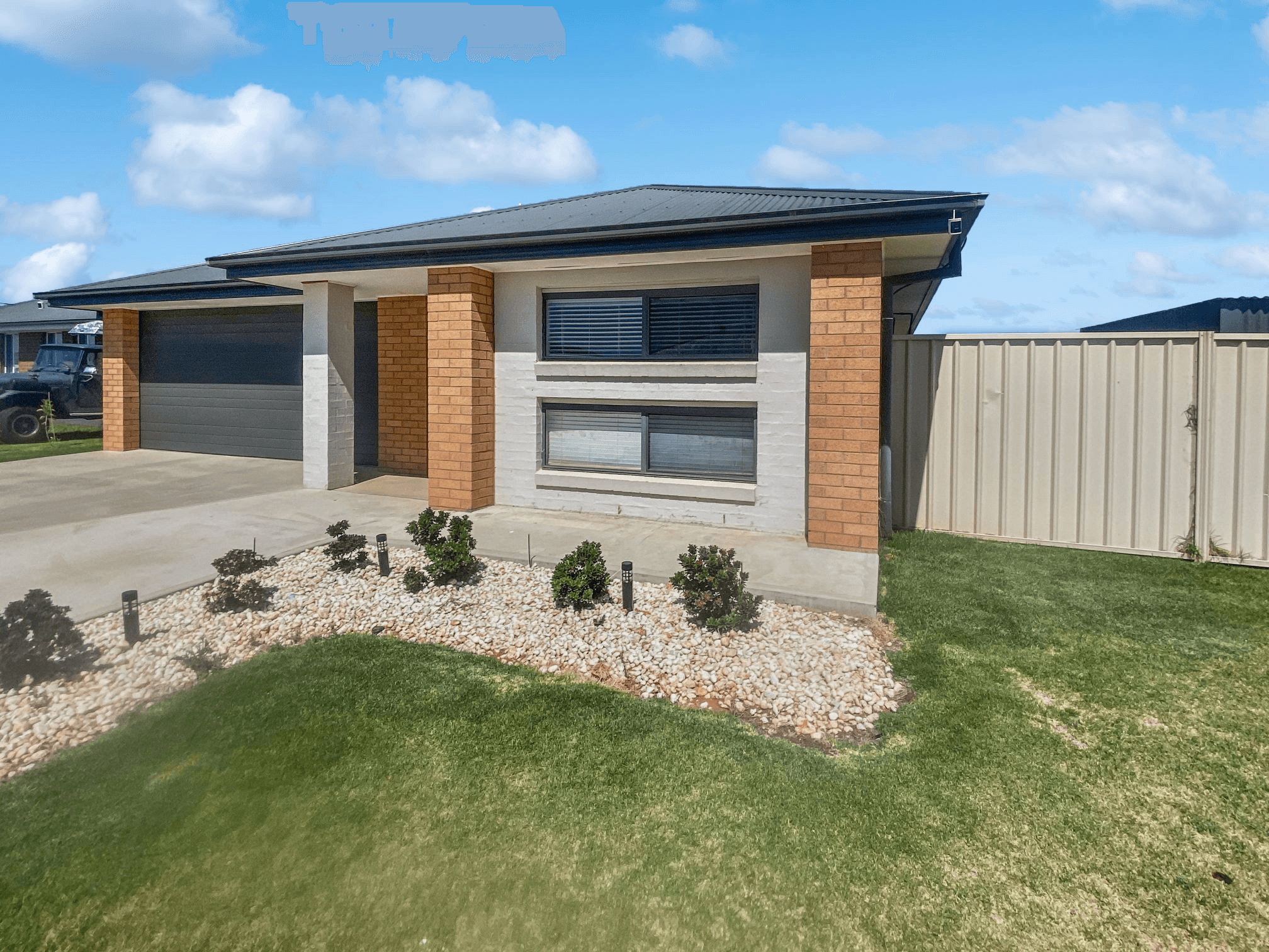 5 Devlin Close, LEETON, NSW 2705