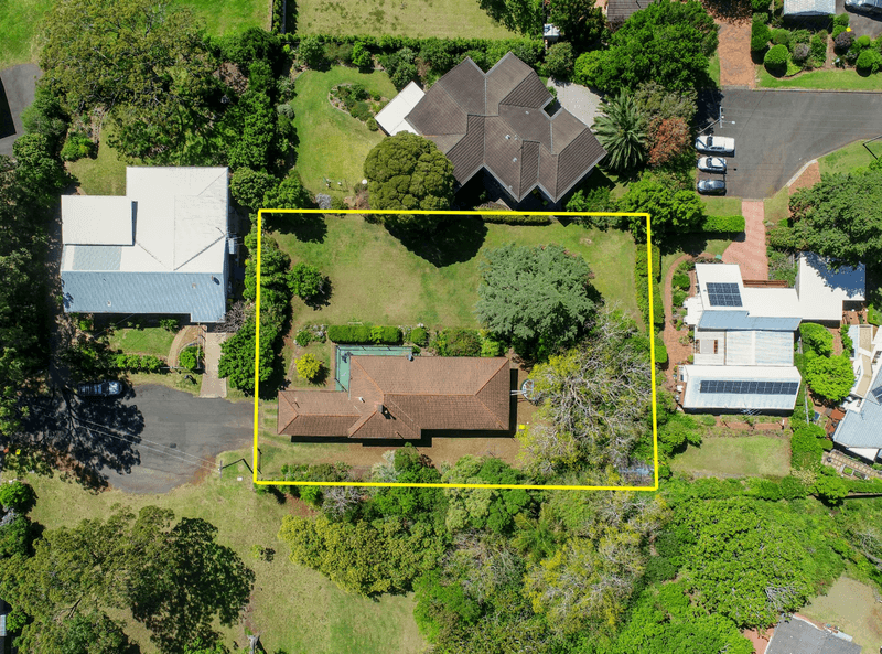 10 Sonnenberg Street, East Toowoomba, QLD 4350