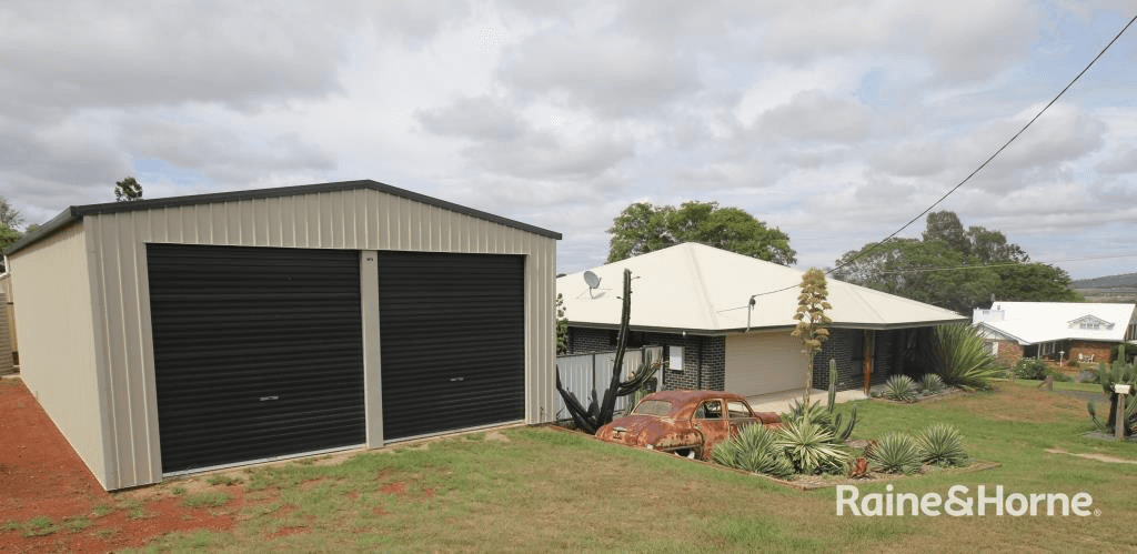 15 MOORE Street, KINGAROY, QLD 4610