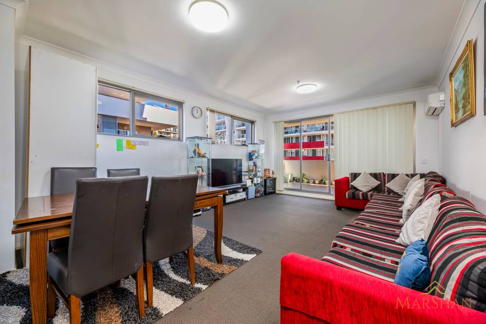 8/1 Browne Parade, LIVERPOOL, NSW 2170
