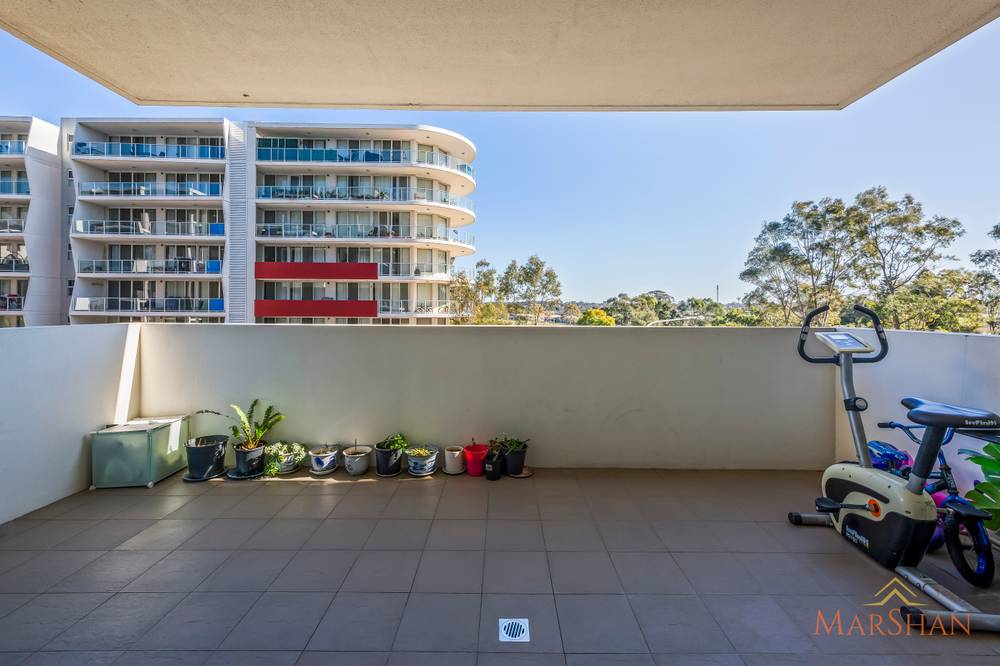 8/1 Browne Parade, LIVERPOOL, NSW 2170