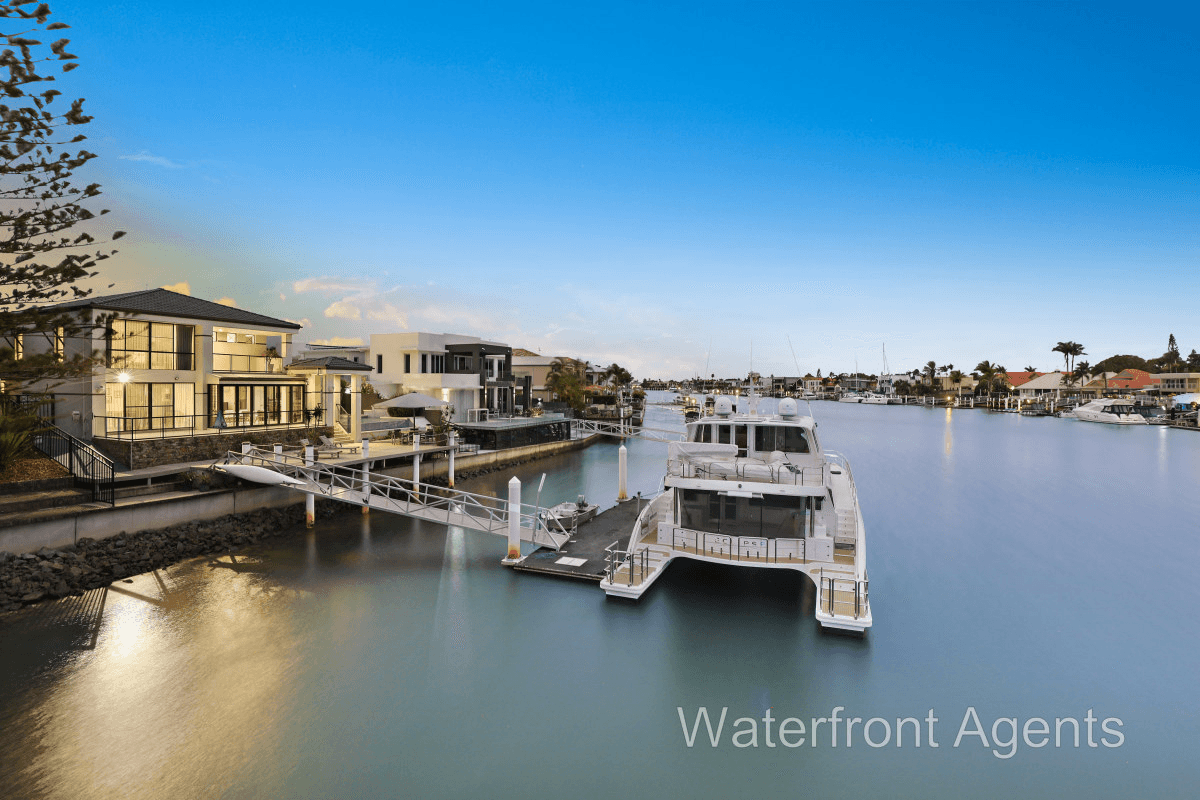 35 Mooloolah Island, Minyama, QLD 4575