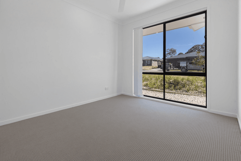 18b Brooklands Circuit, GOULBURN, NSW 2580