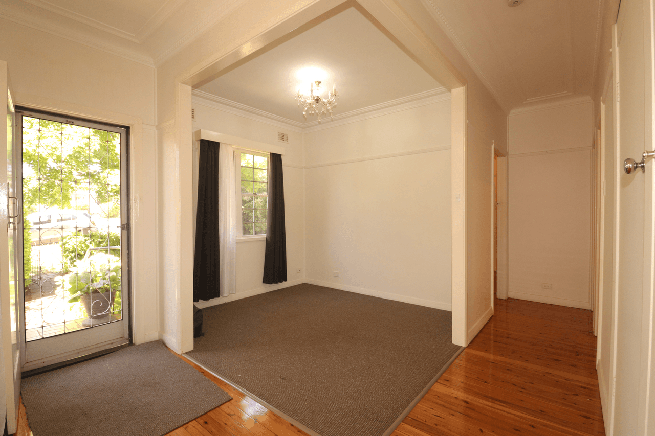 12 Short Street, GLEN INNES, NSW 2370