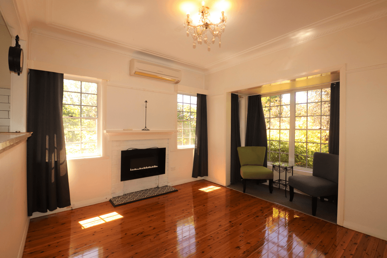 12 Short Street, GLEN INNES, NSW 2370