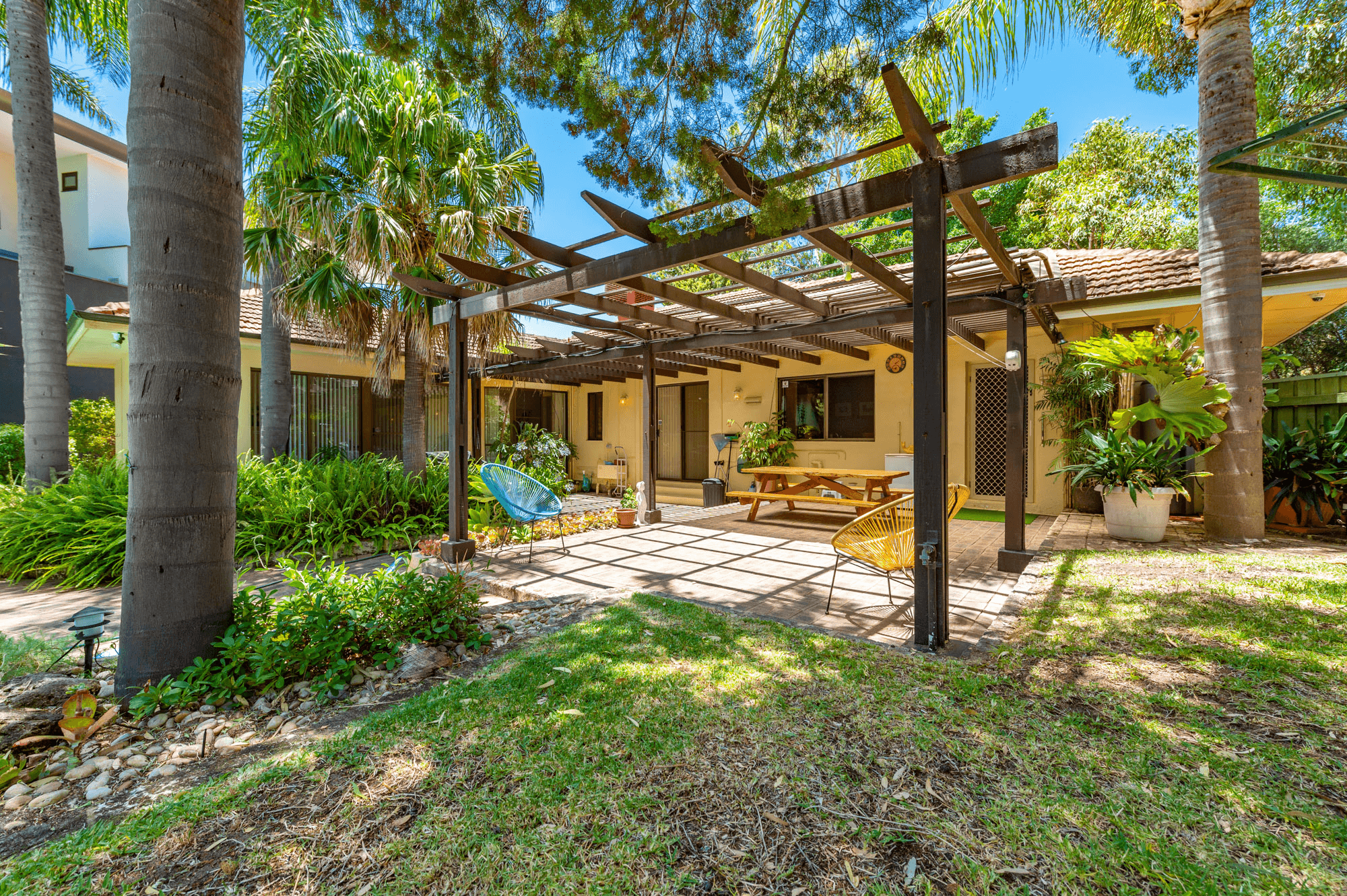 10 Willcock Street, ARDROSS, WA 6153