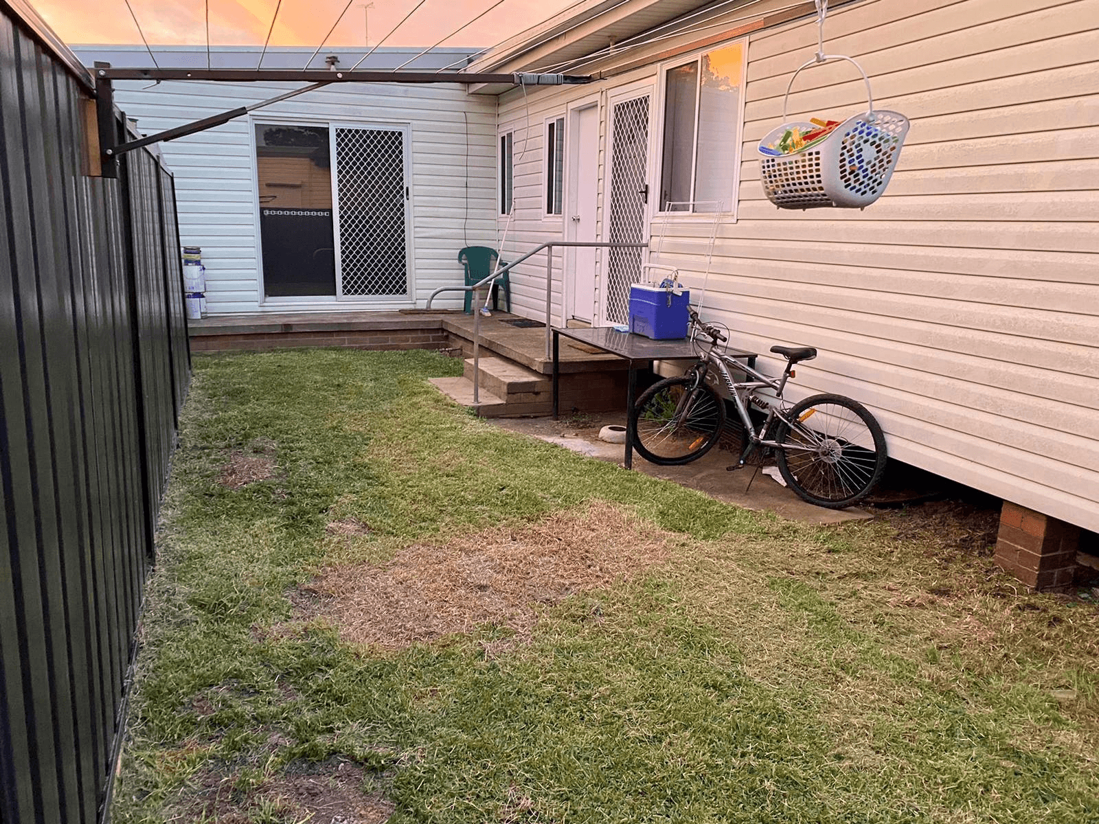 19 Dan Crescent, Colyton, NSW 2760