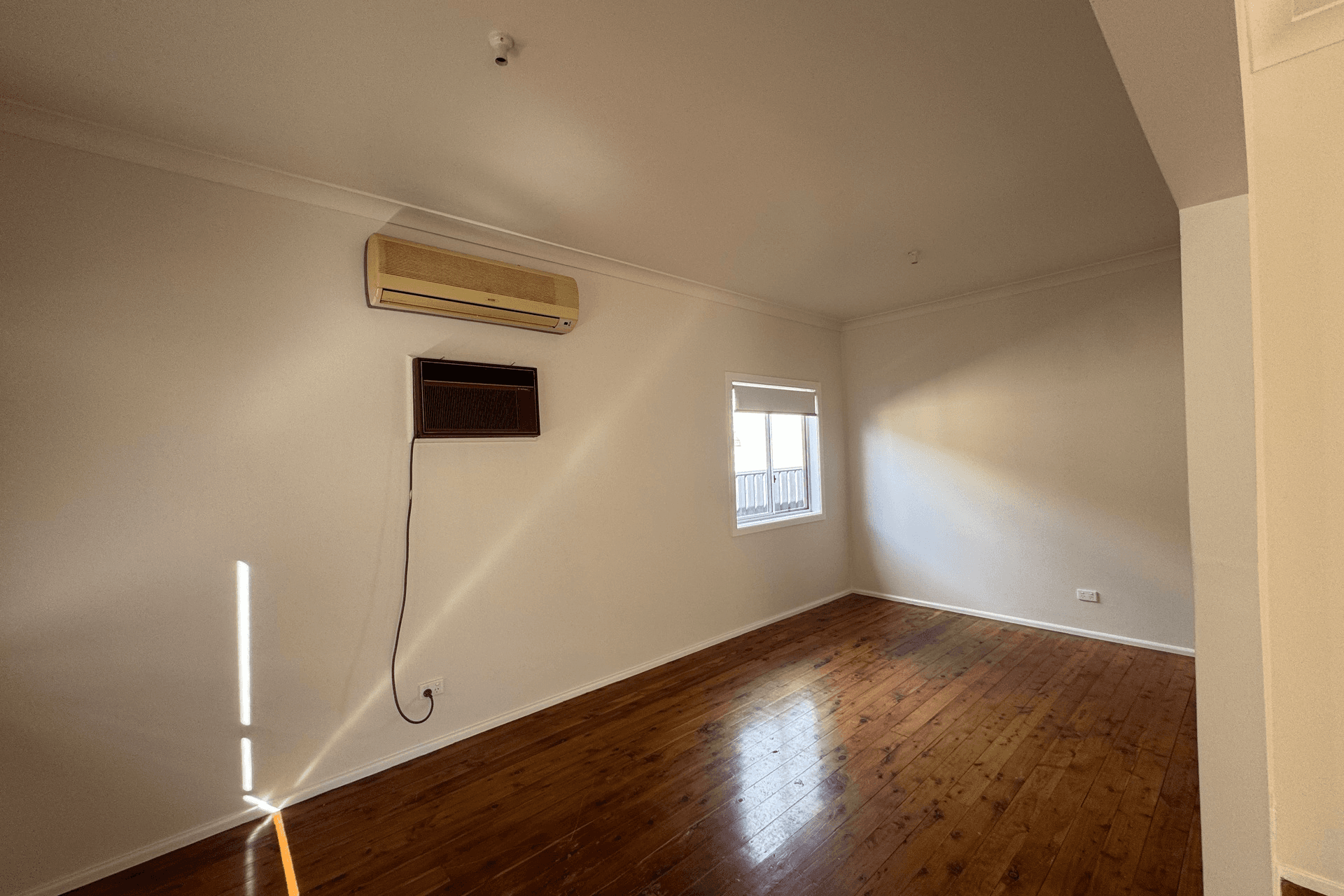 19 Dan Crescent, Colyton, NSW 2760