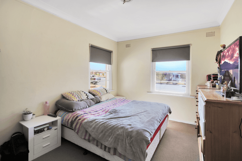 75 Bourke Street, TURVEY PARK, NSW 2650