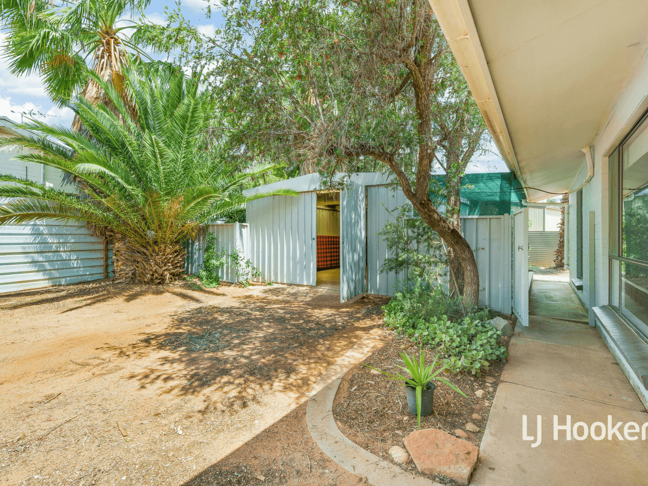 2/19 Nardoo Court, SADADEEN, NT 0870