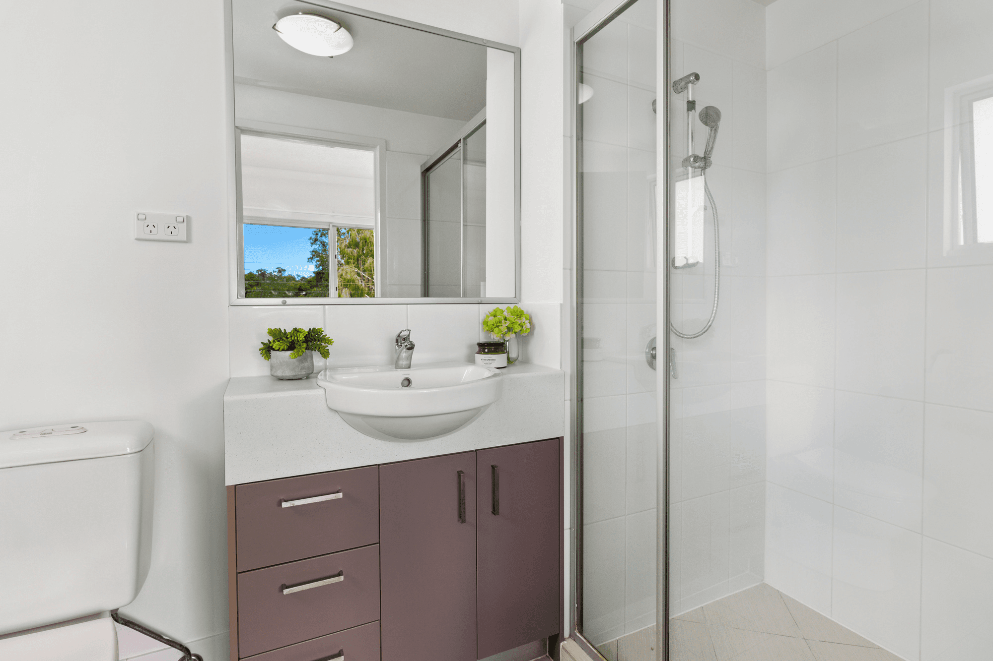 9/159 Clarence Road, INDOOROOPILLY, QLD 4068