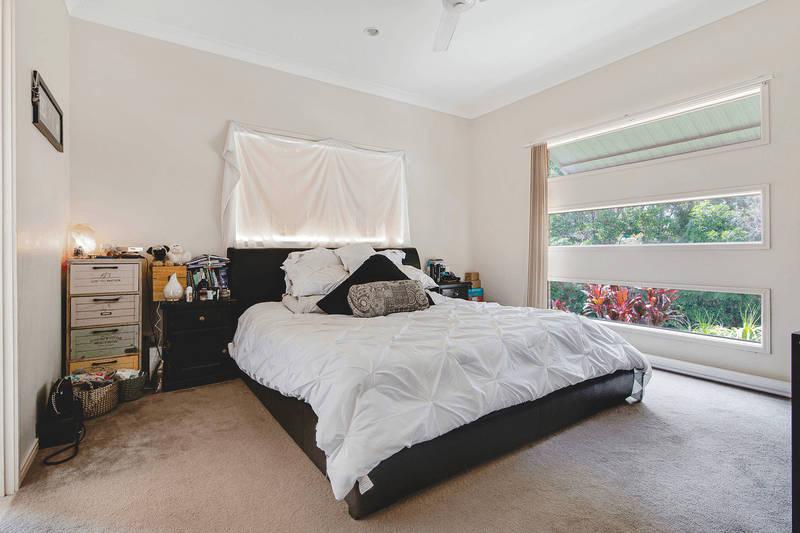 11 Denise Drive, UPPER COOMERA, QLD 4209