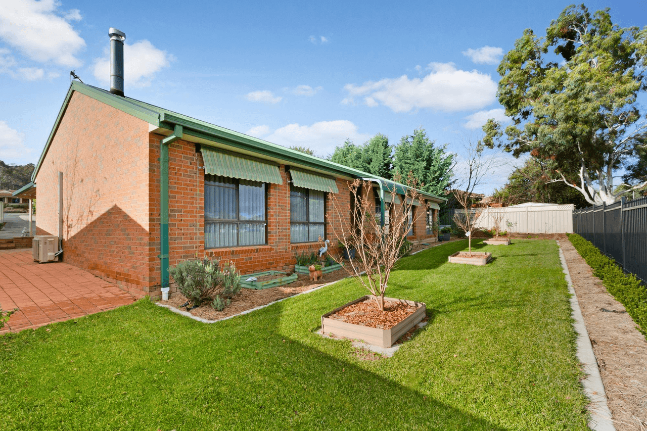 11 Van Raalte Place, CONDER, ACT 2906