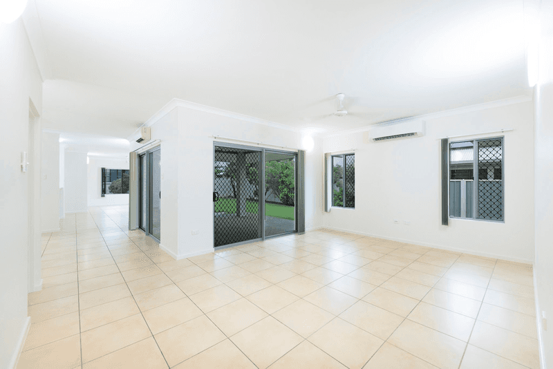 81 Matla Crescent, LYONS, NT 0810