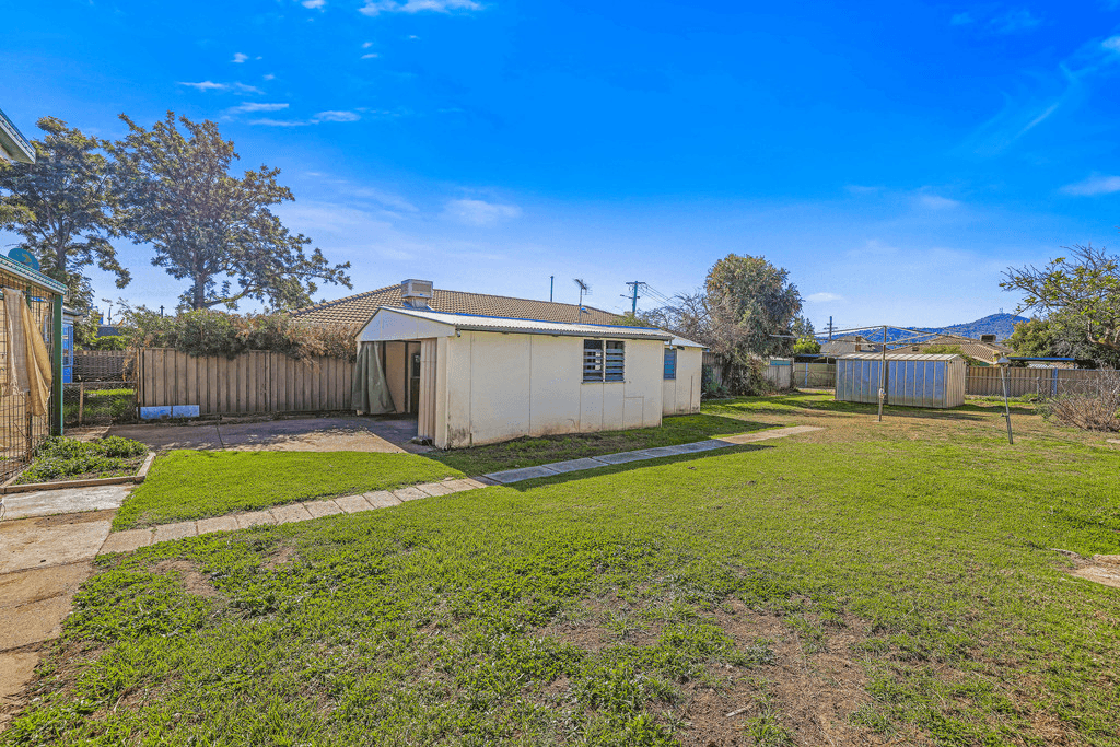 8 Phillip Street, TAMWORTH, NSW 2340