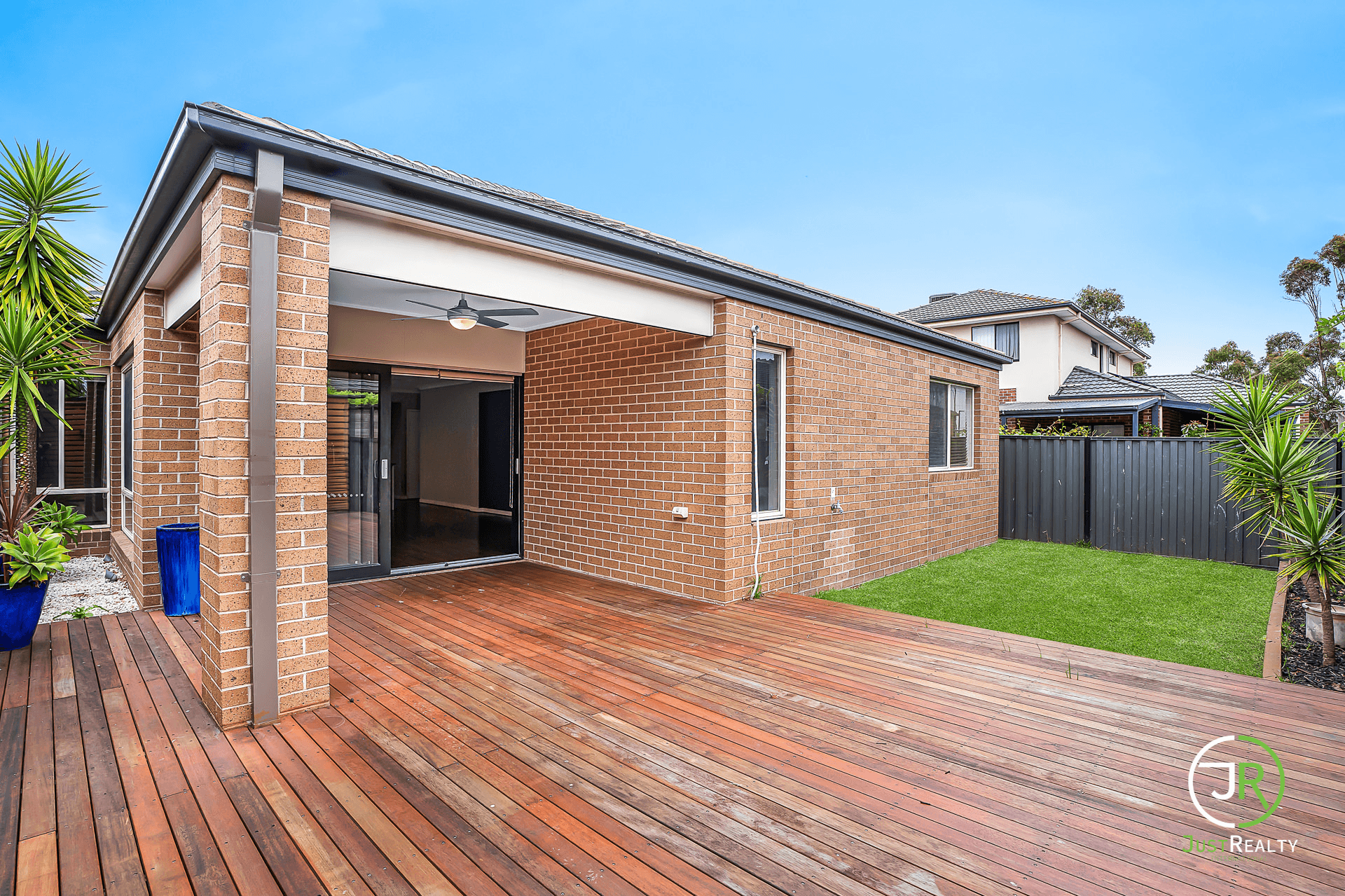 3 Gelderland Drive, CLYDE NORTH, VIC 3978