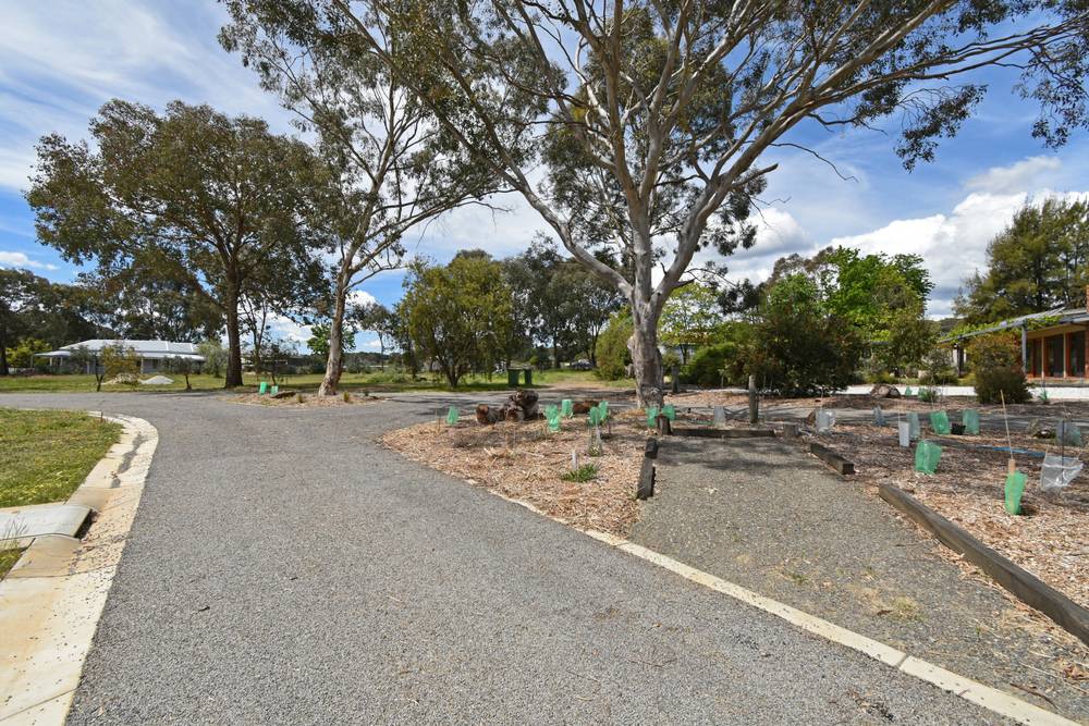 Lot 5 Alma Road, BEECHWORTH, VIC 3747