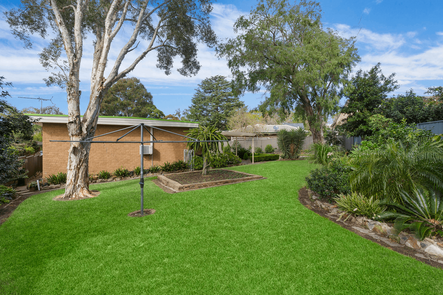 32 Seidel Avenue, Picnic Point, NSW 2213